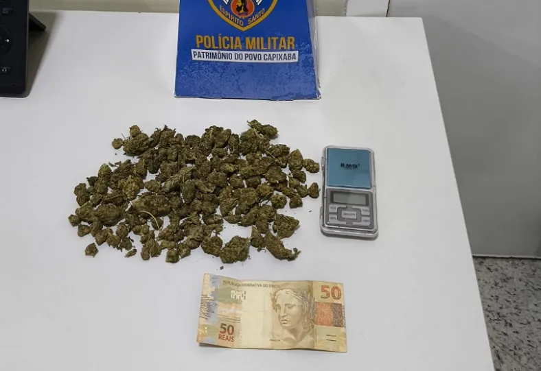 Skank é apreendido quando menor levava a supermaconha para “cliente” em Linhares