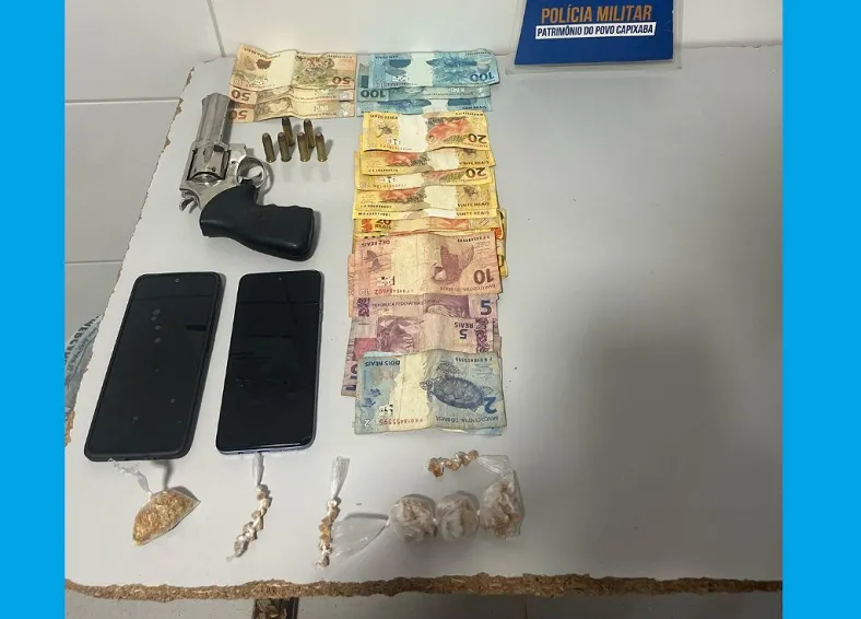 Buraco no muro: 2 detidos pelo G.A. após flagra de venda de droga em Linhares