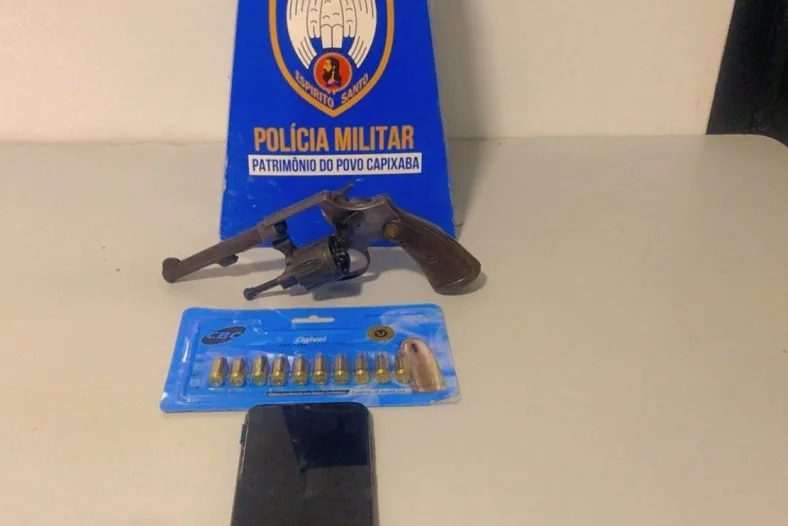 Arma, munições apreendidas, e detenção de jovem no Movelar, Linhares. Ação do G.A