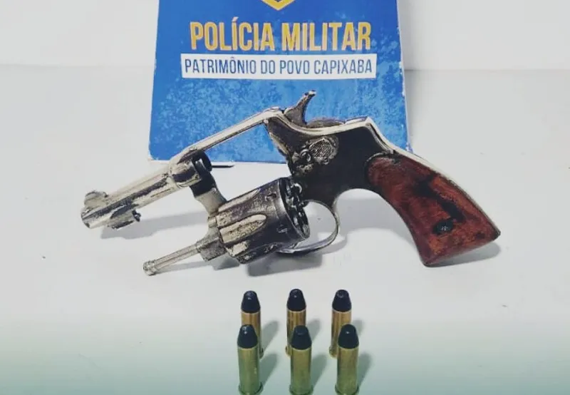 Bebedouro: arma aprendida dentro de Siena, e homem levado para a delegacia de Linhares