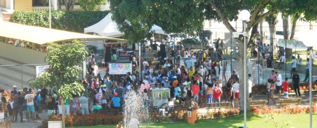 Cultura toma conta da Praça 22 de Agosto. Confira cenas da Virada Cultural 2014