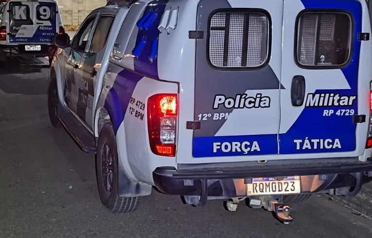 Força Tática encontra cocaína e papelotes vazios em barbearia de Linhares