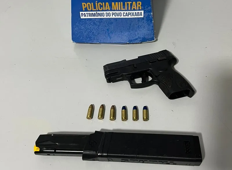 Pistola apreendida no Nova Esperança, e estava num Voyage prata