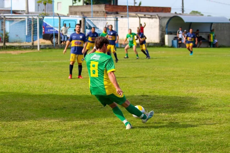 Goleadas nos duelos do Campeonato Municipal de Futebol Amador de Linhares