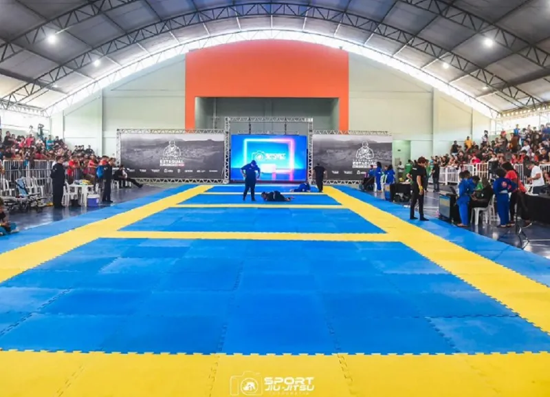 Jiu-Jitsu abrilhanta o domingo em Linhares