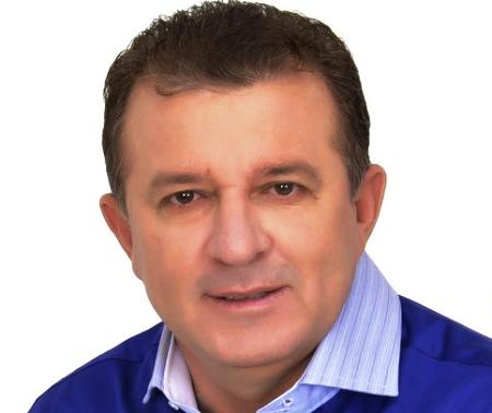 Aniversariante do dia: Tarcísio Silva