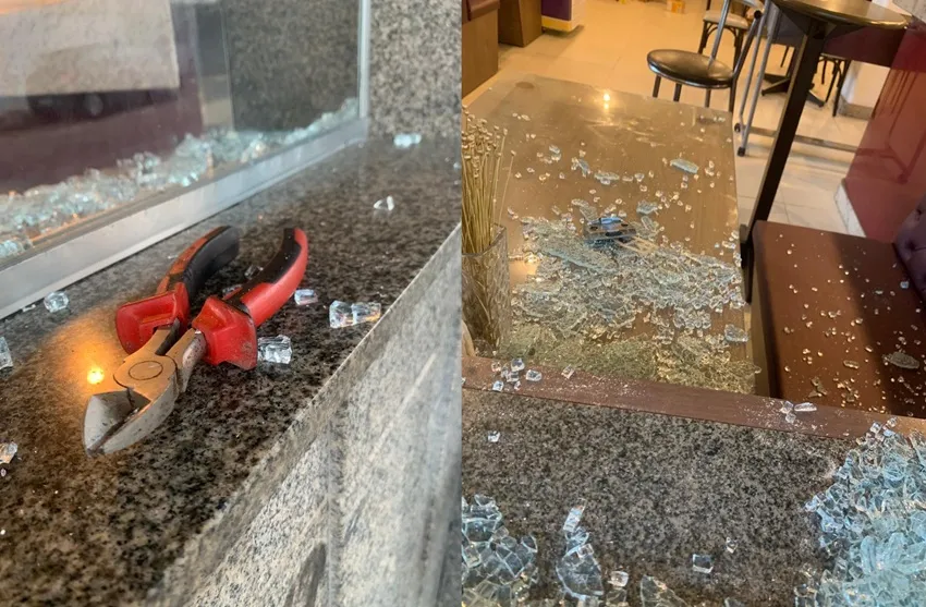 Padaria arrombada no Centro de Linhares. Lalau estilhaçou vidraça e fez a festa