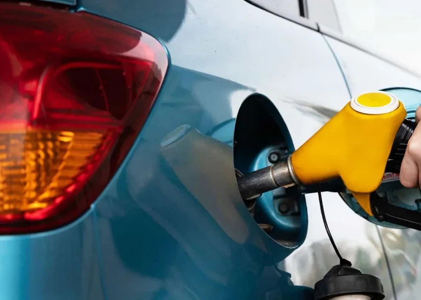 Gasolina: “Preço nas bombas continua alto”, reclama leitor