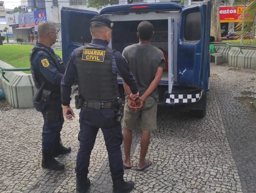 Prisão na Praça Nestor Gomes, Centro de Linhares