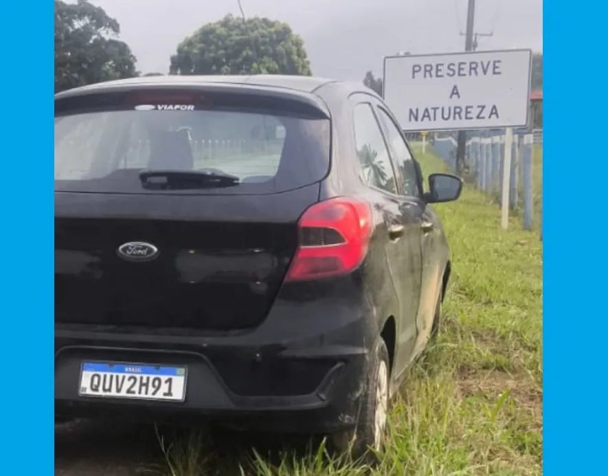 ES -358: Bandidos abandonam carro roubado na Estrada do Pontal