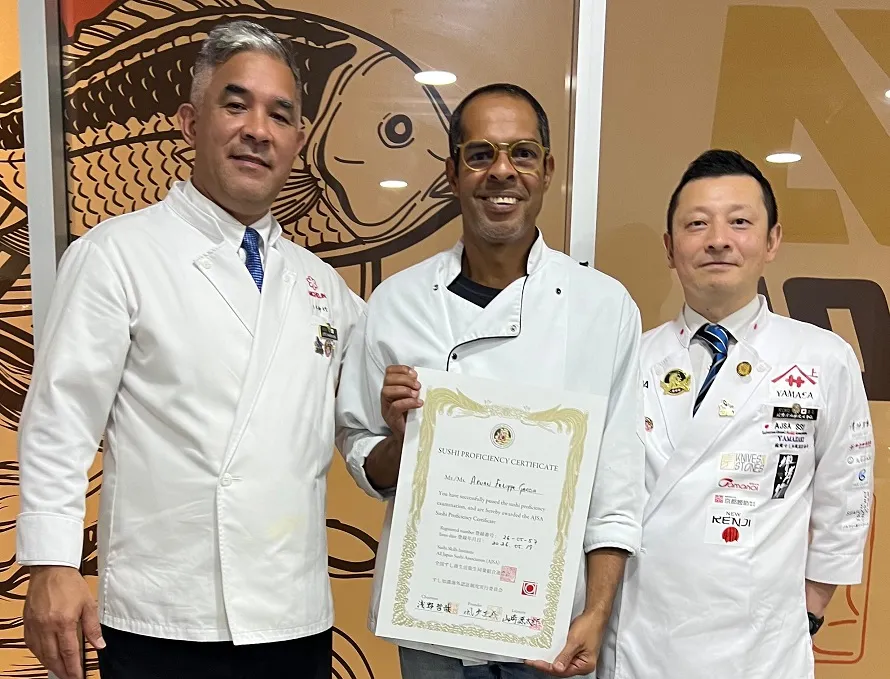 Aruan Garcia conquista certificação internacional em sushi