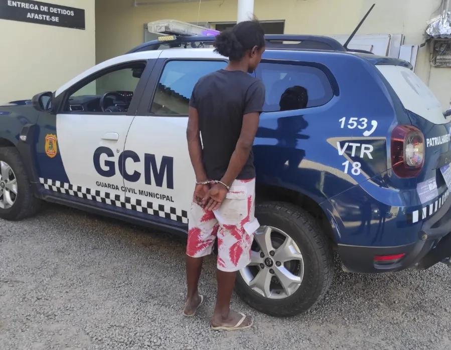 Homem com mandado em aberto é abordado pela GCM em Linhares