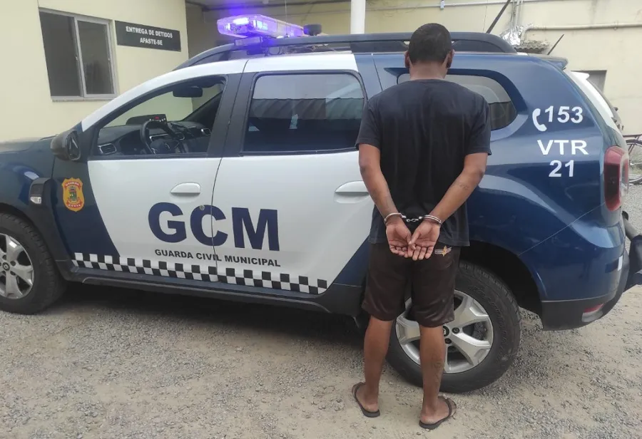 Procurado pela Justiça de Rio Bananal é preso pela GCM em Linhares