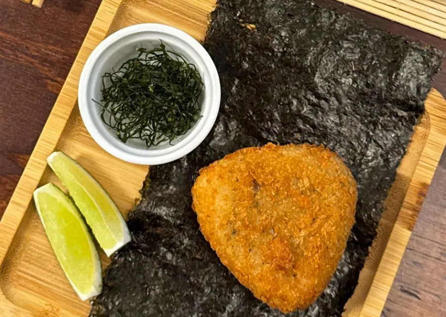Restaurante capixaba cria onigiris que unem Japão, Espírito Santo e Minas Gerais