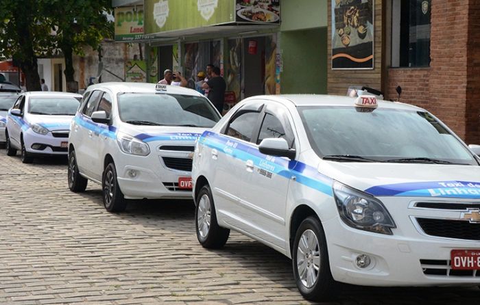 Taxistas de Linhares têm até o dia 13 de maio para implantar taxímetro 