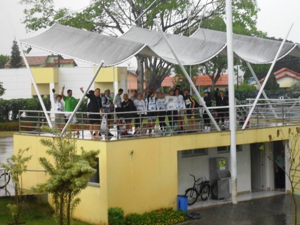 Pedal ecológico: chuva não atrapalha largada do 4º Pedal Lovati
