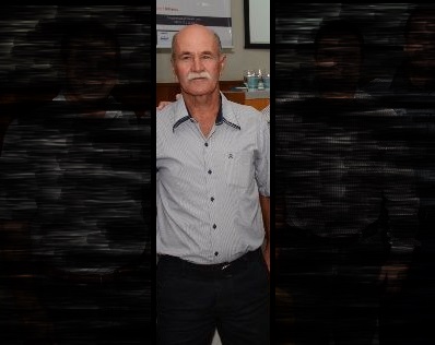 Tragédia em Regência: barco vira e pescador Carlito desaparece no mar