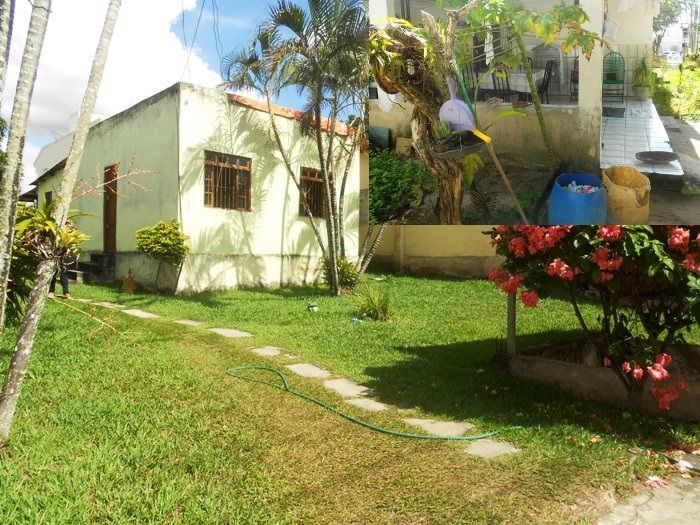 Casa quatro quartos no Centro, quintal amplo e lindo! Confira: