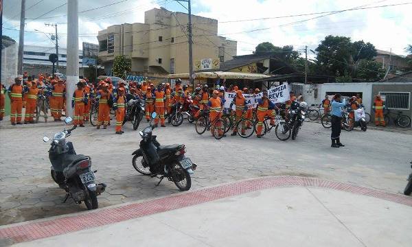 Lixo: termina a greve no ES e garis voltam ao batente