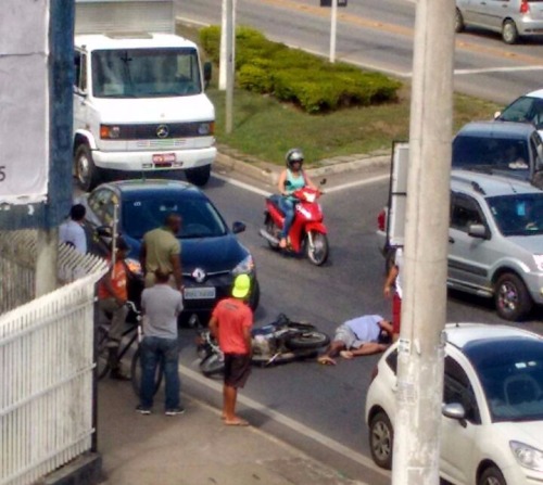Motociclista ferido em acidente no Trevo do Estadual