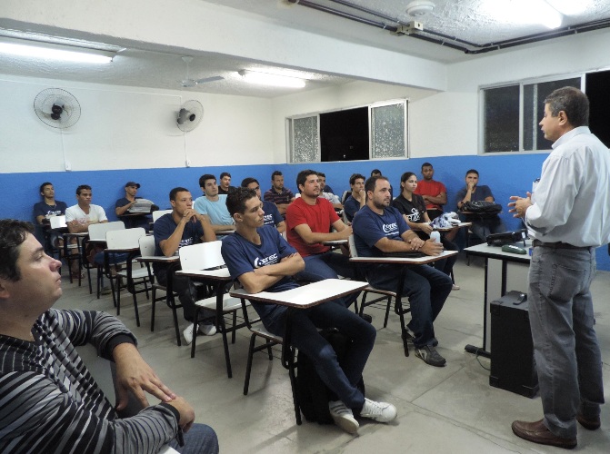 Projeto da Manabi é apresentado a estudantes do curso técnico de construção naval em Linhares