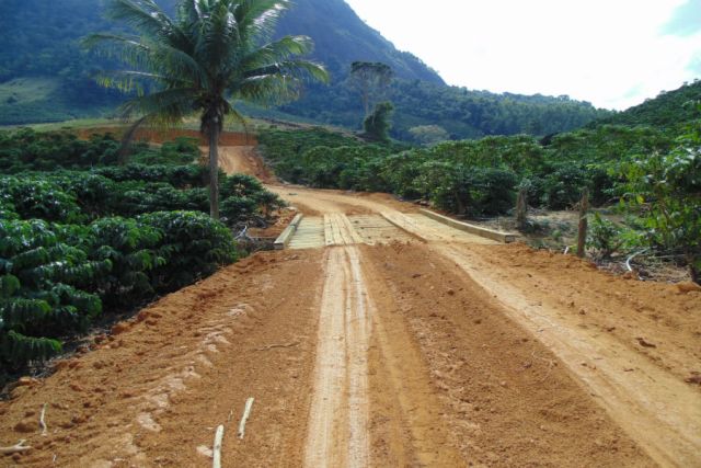 Pontes melhoram a vida de famílias na zona rural de Linhares