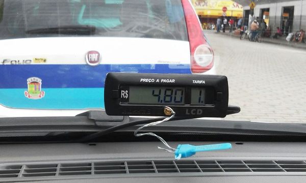 Taxímetro já está valendo: “melhor para passageiro”, diz taxista
