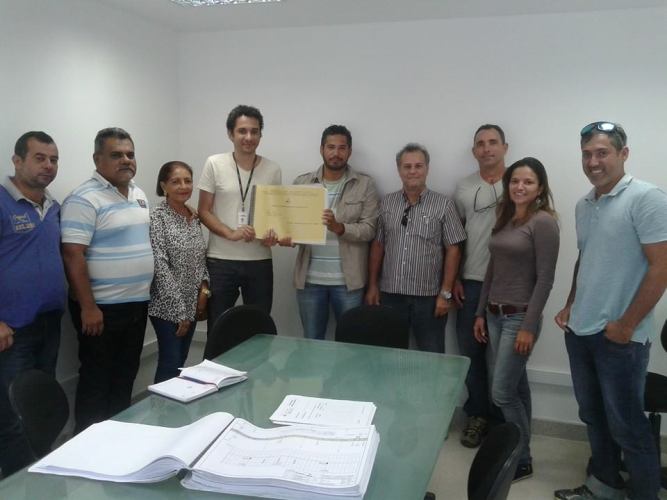 ES-010: AMOR comemora resultado de reunião no DER