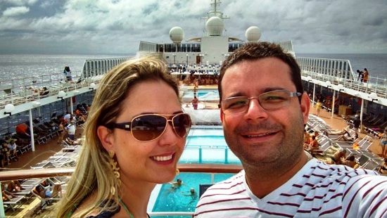 Registro: casal exemplo comemora 15 anos de união