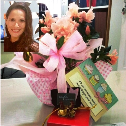 O dia é dela: parabéns para Vanessa