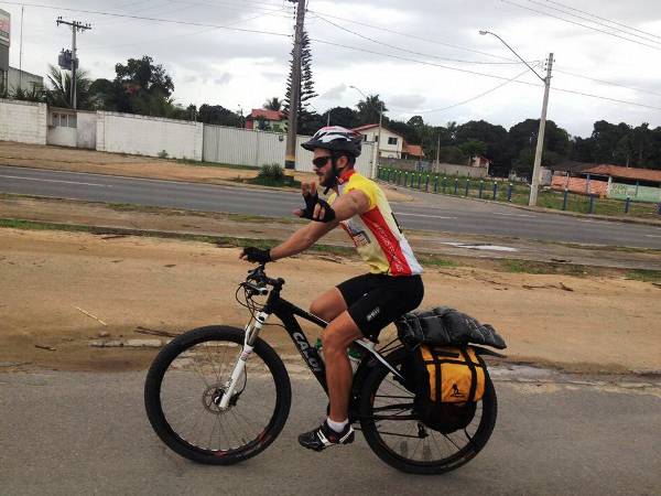 Linhares X Porto Seguro: linharense vai e volta de bicicleta
