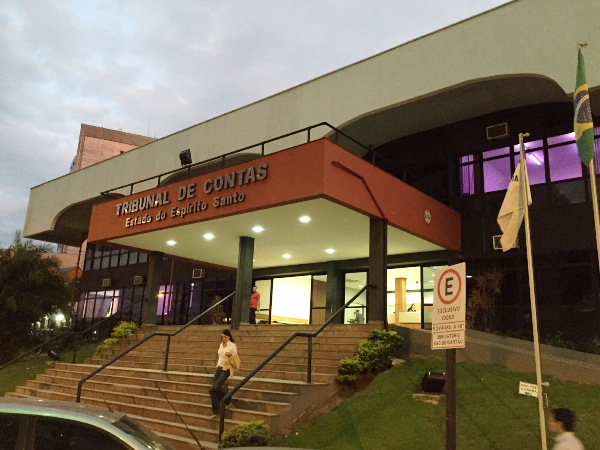 Nozinho denuncia rombo de R$ 33 milhões nos cofres da Prefeitura de Linhares