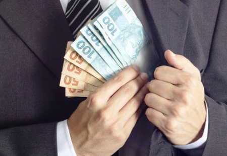Zenilton Custódio: corrupção e o primeiro ficha suja da política brasileira