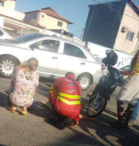 Motociclista sai ferida de acidente no Conceição