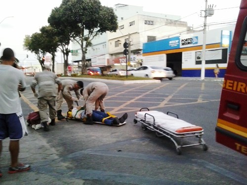 Centro: Motociclista ferido em acidente no cruzamento da Getúlio Vargas