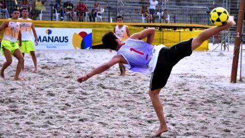 Premiação em dinheiro: Campeonato de Futevôlei é a pedida do feriadão no Pontal