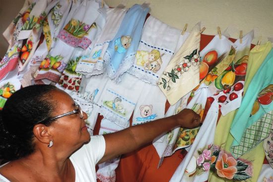 Santa Cruz: Curso de pintura mexe com a vida de mulheres atendidas no CRAS