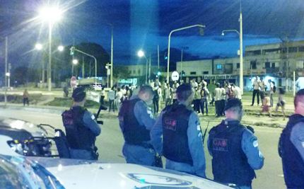 Noite de protesto: deu polícia na BR-101 em Linhares