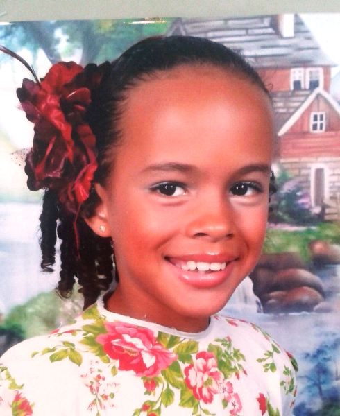 Menina de 12 anos desaparece ao sair da escola e deixa família desesperada