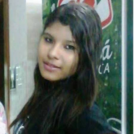 Adolescente desaparece após curso no Centro e mãe entra em desespero