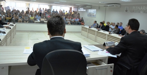 Projeto cria 30 novas vagas em nove cargos efetivos da CML
