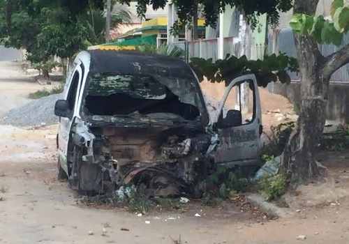 Lata velha: sancionada Lei sobre recolhimento de veículos abandonados nas ruas de Linhares