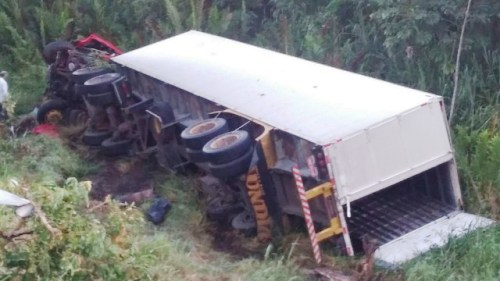 Caminhoneiro de Linhares morre em acidente no RJ