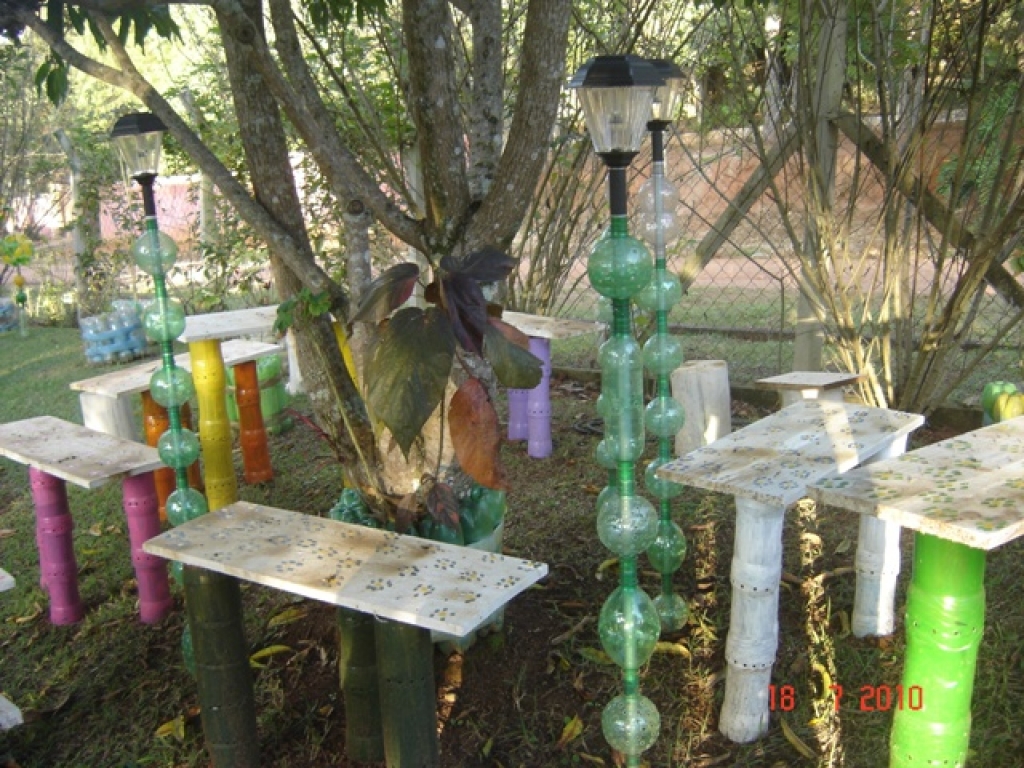 Vamos reciclar garrafas pet? Veja que lindo!