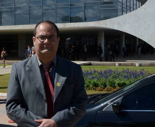 Jornalista Fabricio Marvila assume Secom da Prefeitura de Linhares
