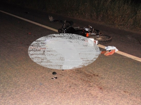 Motociclista tem cabeça esmagada após colisão na Estrada do Pontal