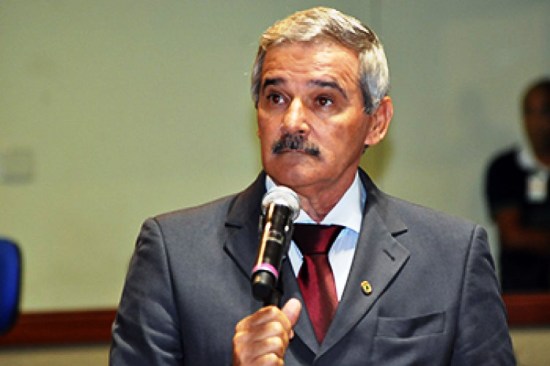 Zanon falta ao primeiro dia de trabalho, mas nomeia 11 assessores na ALES. Confira os nomes