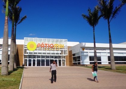 No Shopping: comerciária cai de escada e vai parar no hospital