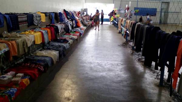 Bazar: produtos a R$ 1,00 e você ainda ajuda os animais vítimas de maus-tratos