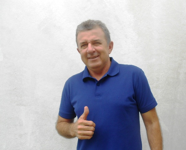 E hoje o dia é do Tarcísio!